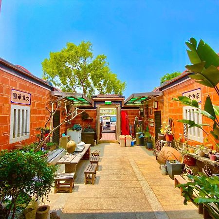 彼岸古厝民宿-包棟優先--Biiann B&B Jinning Exteriör bild
