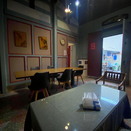 彼岸古厝民宿-包棟優先--Biiann B&B Jinning Exteriör bild